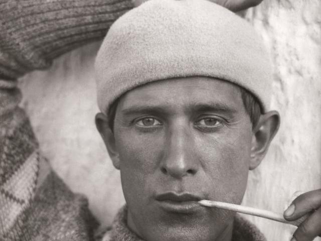 Annelise Kretschmer: Sigmund Kretschmer, Hiddensee 1927, Vintage Silbergelatineabzug, copyright Christiane von Königslöw
