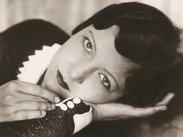 Annelise Kretschmer: Ellice Illiard Opernsängerin, Dortmund 1930, Vintage Silbergelatineabzug, copyright Christiane von Königslöw