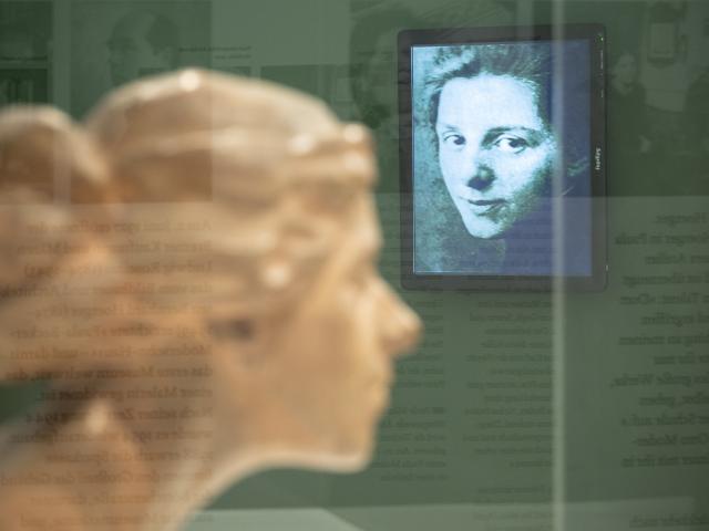 Ausstellungsansicht Becoming Paula Foto Hannes von der Fecht Copyright