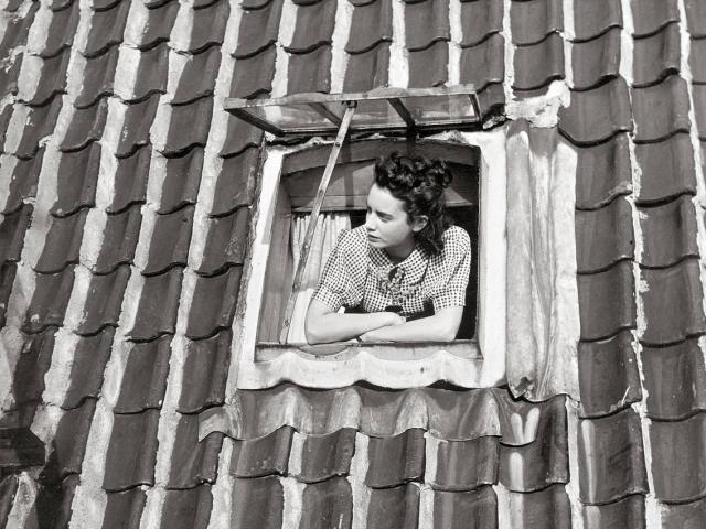 Eva Besnyö: Violette Cornelius, Fotografin, Keizersgracht 522, Amsterdam 1938 ©Eva Besnyö / MAI