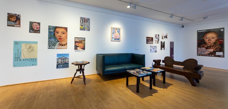 PMB ShortStories2025 Blick in Saal4 Stifung und Museum 72dpi 1000x1500px Foto Patric Leo Blick in Saal 4 "Stiftung und Museum" © Foto: Patric Leo