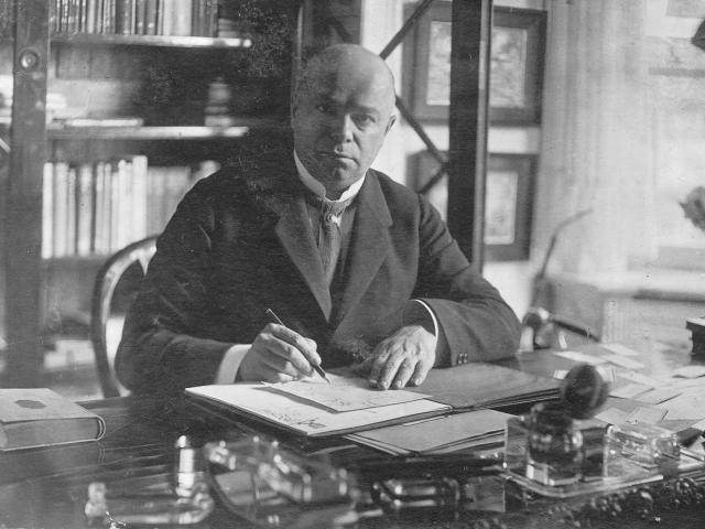 Ludwig Roselius am Schreibtisch, Foto: Archiv Böttcherstraße Copyright
