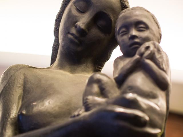 Bernhard Hoetger: Mutter und Kind II (Madonna), um 1928, Foto: freiraumfotografie, Bremen © VG Bild-Kunst, Bonn 2013