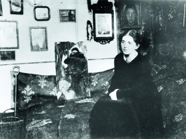 Paula Modersohn-Becker in ihrem Atelier bei Brünjes um 1905, Paula Modersohn-Becker Stiftung, Bremen
