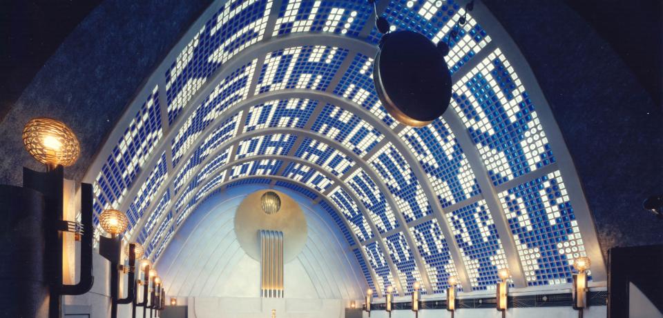 Bernhard Hoetger, Himmelssaal im Haus Atlantis, nach 1944 © Archiv der Böttcherstraße Bremen, Foto: Alfred Rostek Bernhard Hoetger, Himmelssaal im Haus Atlantis, nach 1944 © Archiv der Böttcherstraße Bremen, Foto: Alfred Rostek